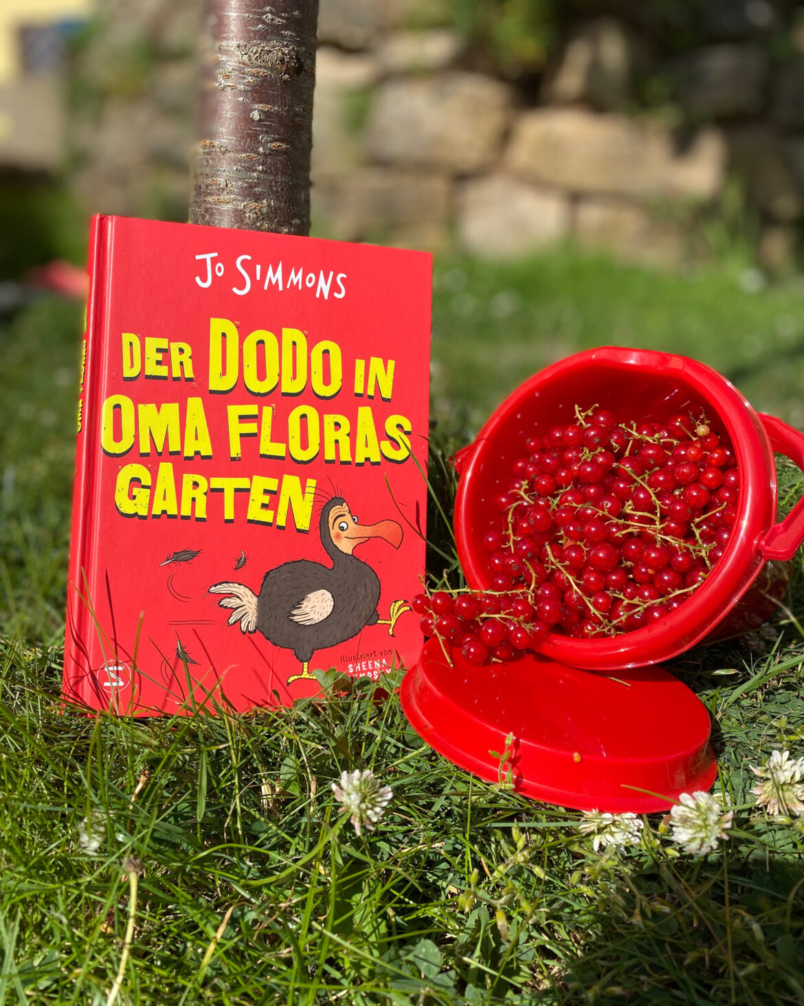 Der Dodo in Oma Floras Garten